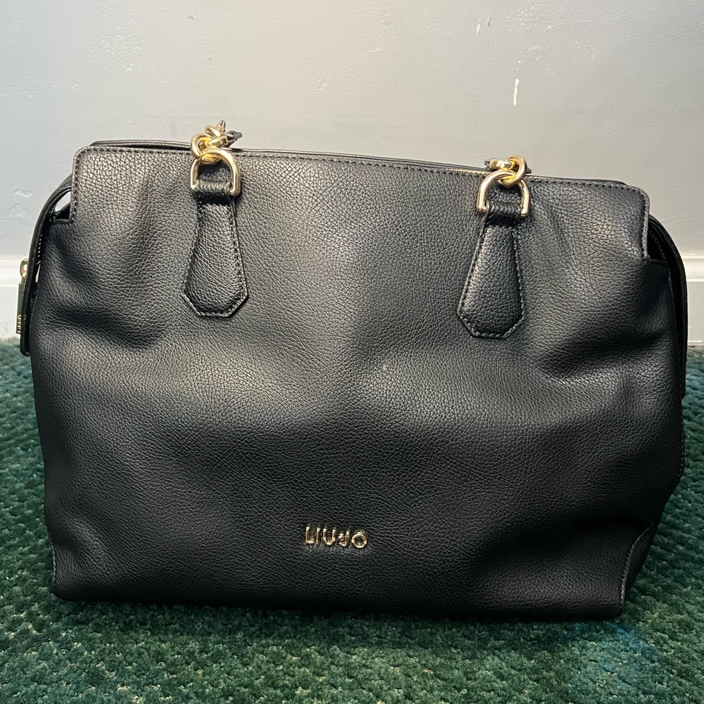 High End LIU JO Handbag from Italy-black and gold-striped fabric lining